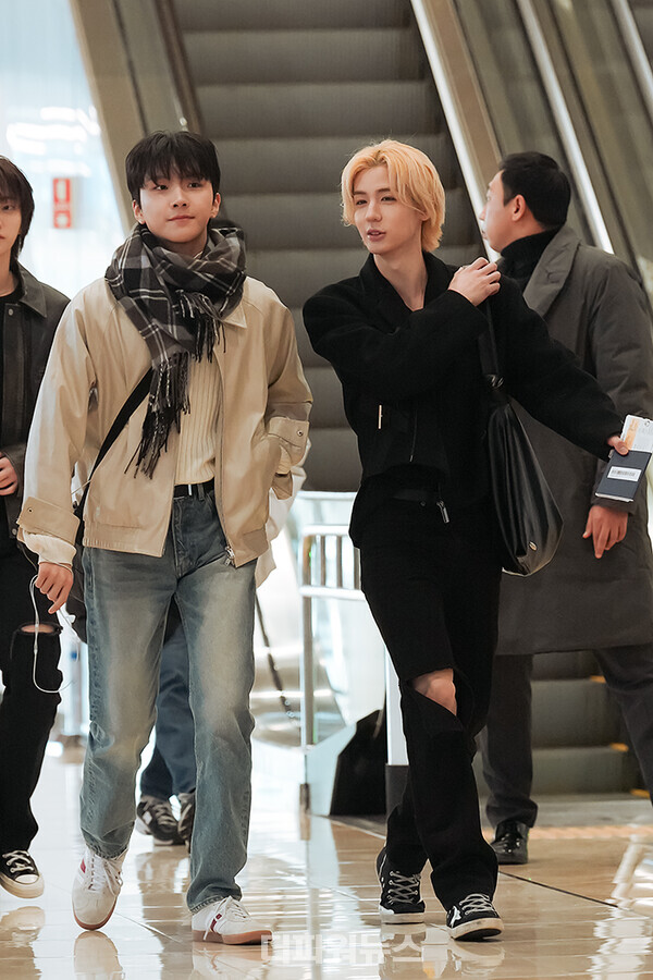 보이넥스트도어운학-이한,김포국제공항출국