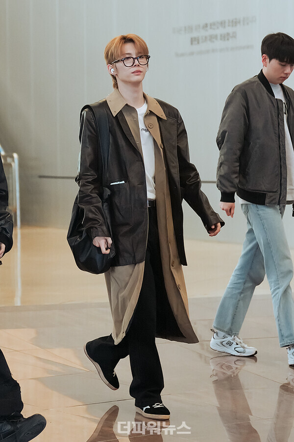 보이넥스트도어태산,김포국제공항출국