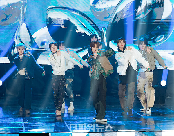 아크,미니2집'nukidz:outthebox’의쇼케이스