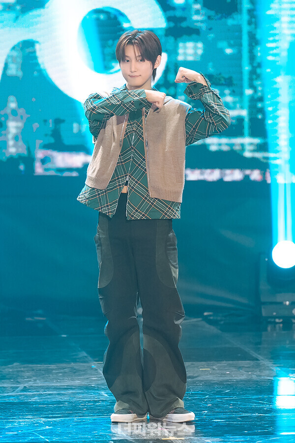 아크리오토,미니2집'nukidz:outthebox’의쇼케이스