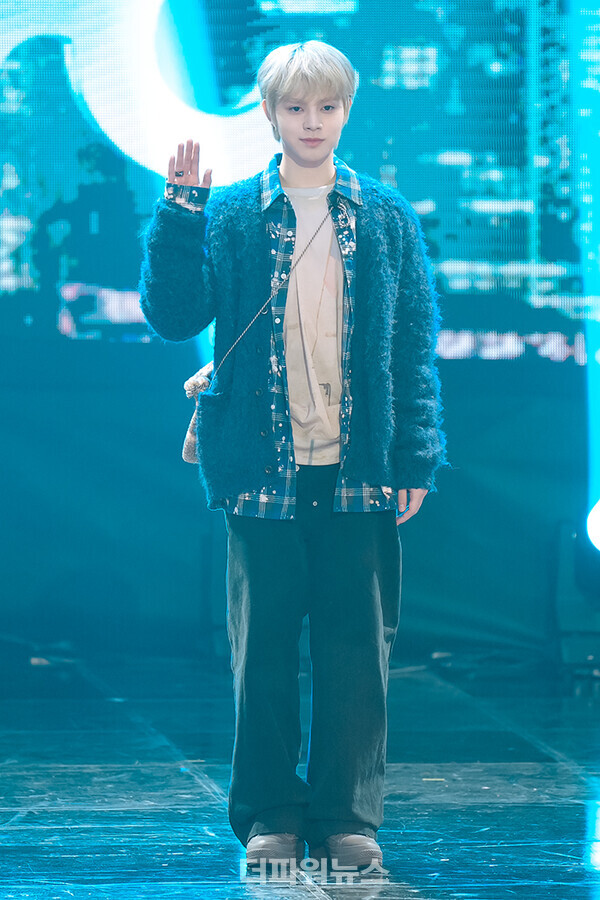 아크끼엔,미니2집'nukidz:outthebox’의쇼케이스