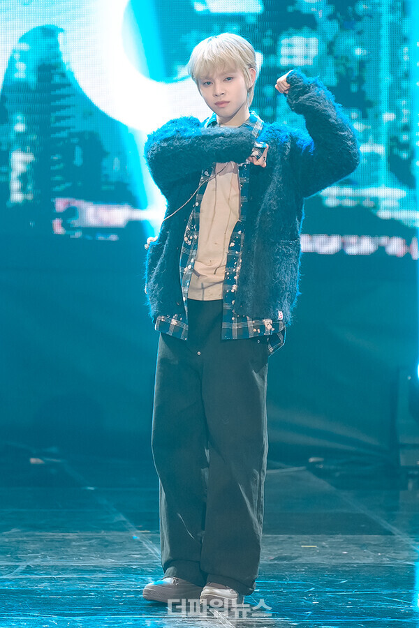 아크끼엔,미니2집'nukidz:outthebox’의쇼케이스