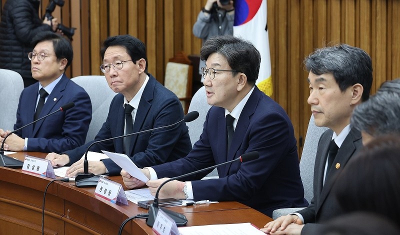 17일 국회에서 열린 학교 안전 강화를 위한 당정협의회에서 국민의힘 권성동 원내대표가 발언하고 있다.(사진=연합뉴스)