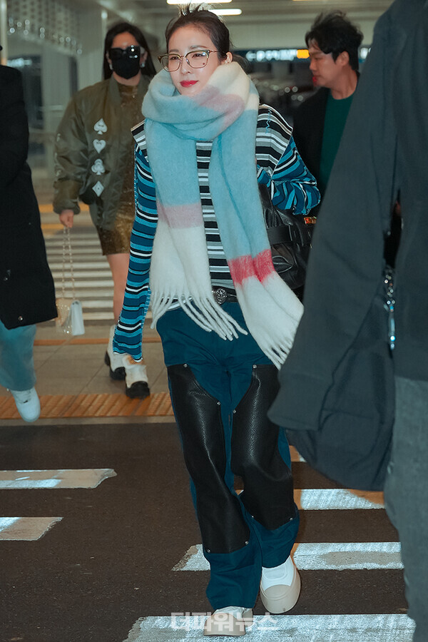 투애니원산다라박,인천국제공항출국