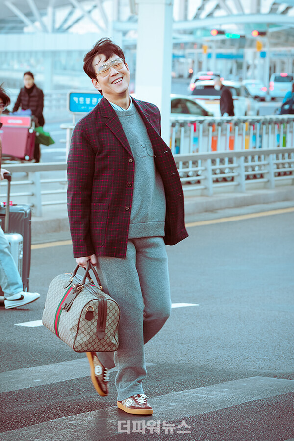 이정재,인천국제공항출국