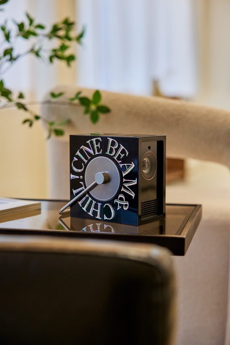 LG전자 ‘세이투셰’ 컬래버레이션 시네빔 큐브 한정판 커버 출시