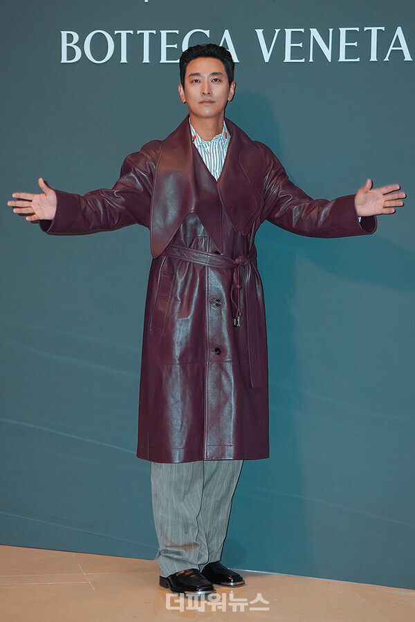 주지훈,'피에르위그개인전프리뷰'포토월행사