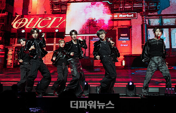 누에라(NouerA),첫미니앨범‘Chapter:NewisNow’를발매쇼케이스