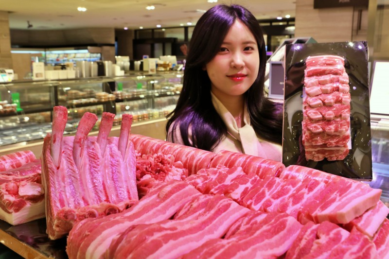 롯데百, '삼겹살데이' 맞이 행사 실시