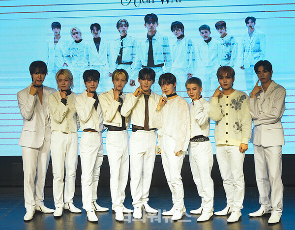 3WAY,데뷔앨범'하이웨이'(HIGHWAY)발매기념쇼케이스