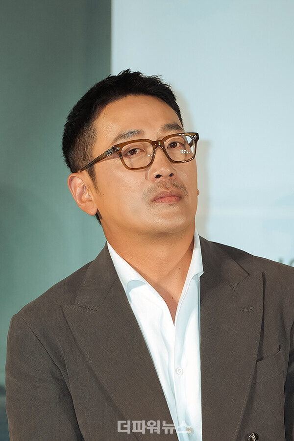 하정우,영화로비제작보고회