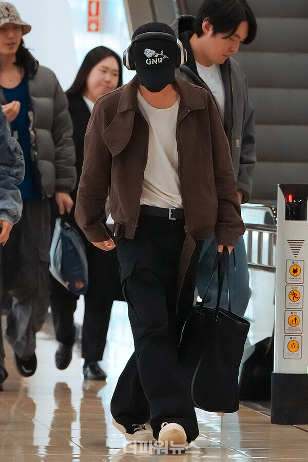 엔하이픈제이,김포국제공항출국