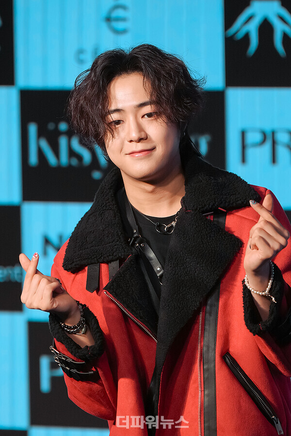 건우,싱글‘SHOT’를발매기념쇼케이스