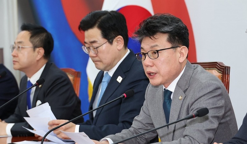 발언하는 진성준 정책위의장(사진=연합뉴스)