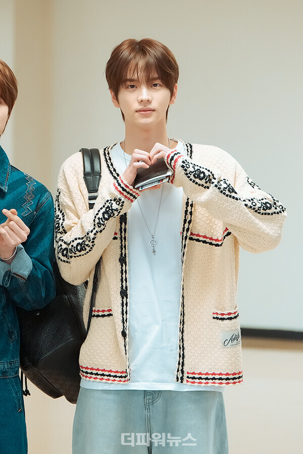 투어스신유,김포국제공항출국