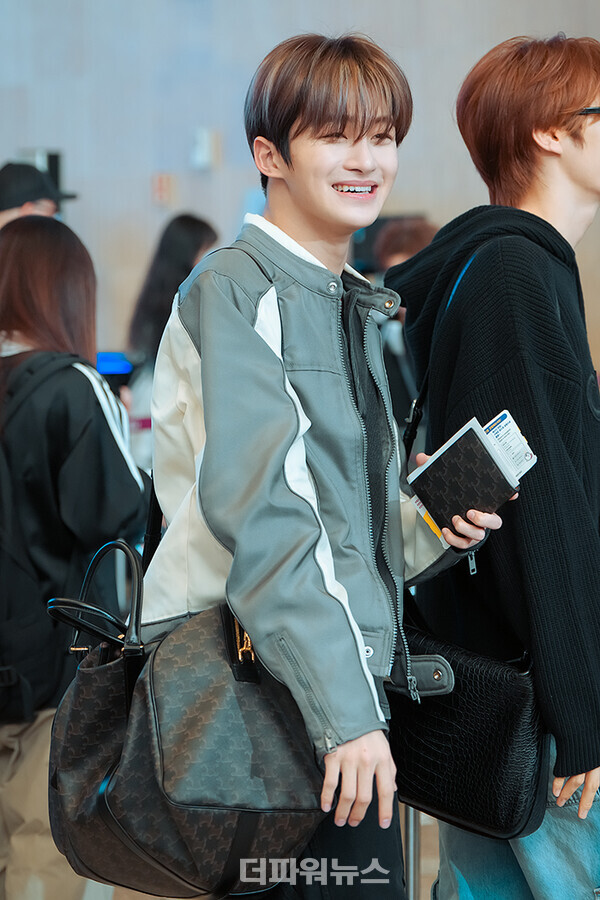 투어스지훈,김포국제공항출국