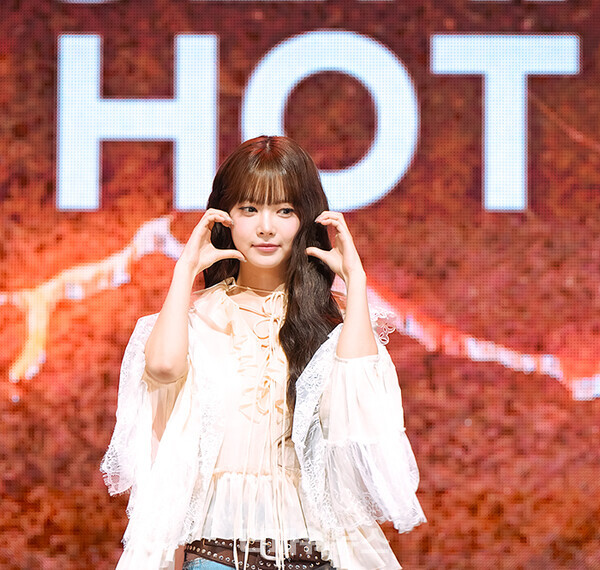 르세라핌홍은채,‘HOT’발매기념미디어쇼케이스