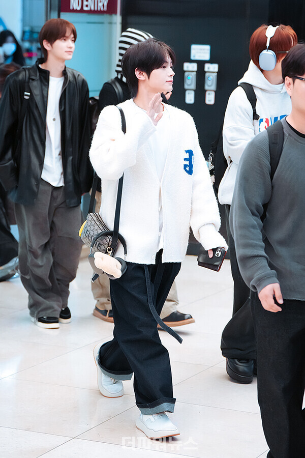 투어스한진,김포국제공항입국