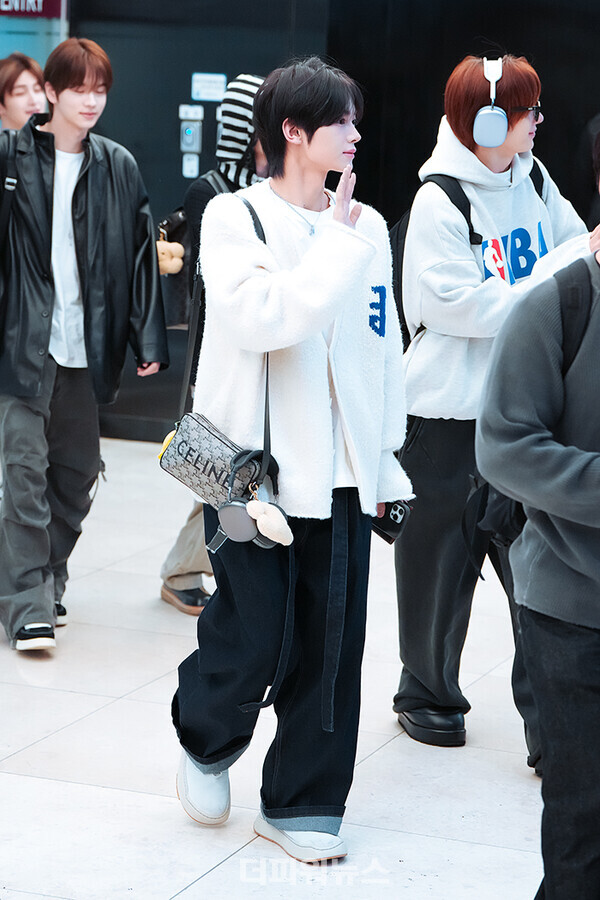 투어스한진,김포국제공항입국