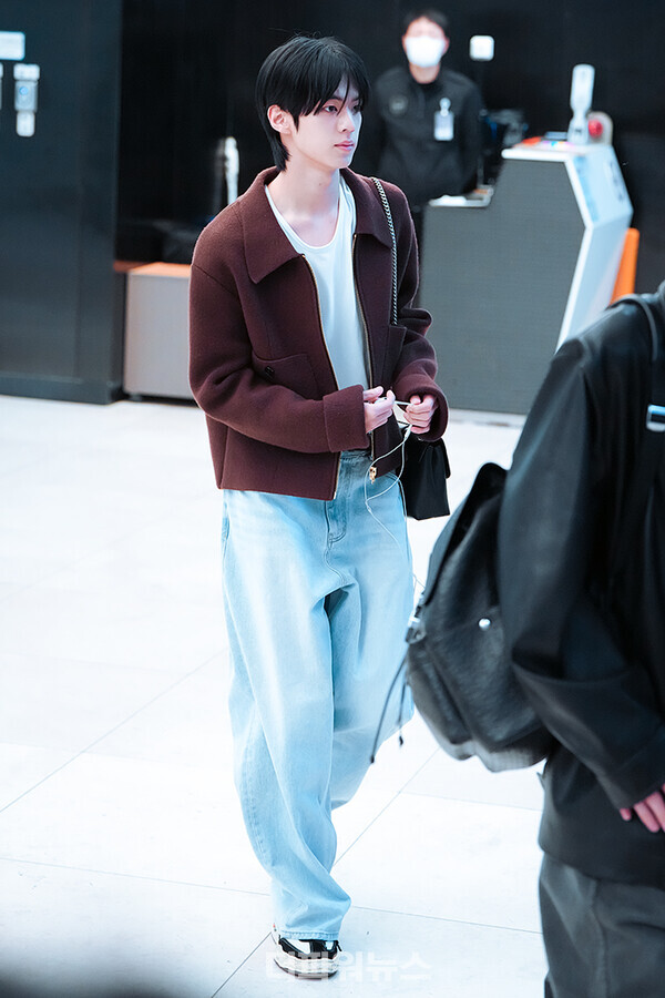 투어스도훈,김포국제공항입국