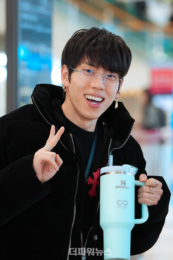 인피니트동우,김포국제공항출국