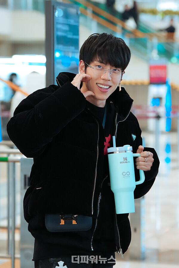인피니트동우,김포국제공항출국