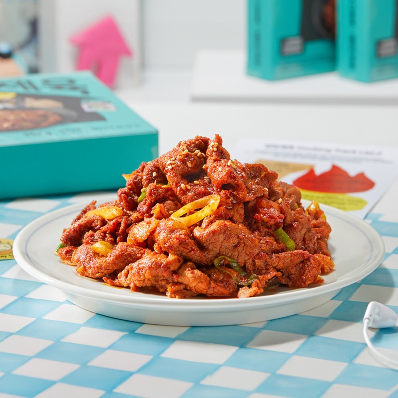 배민 B마트 '최애의 맛 EP.01 옆집제육 - 보이넥스트도어' 상품 선보여