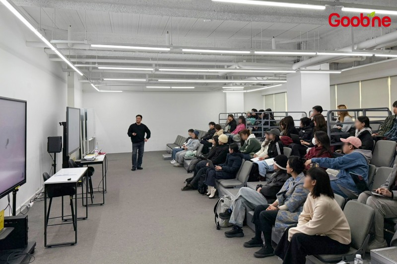 굽네치킨-홍대, 아트 기반 브랜드 콘텐츠 프로젝트 진행