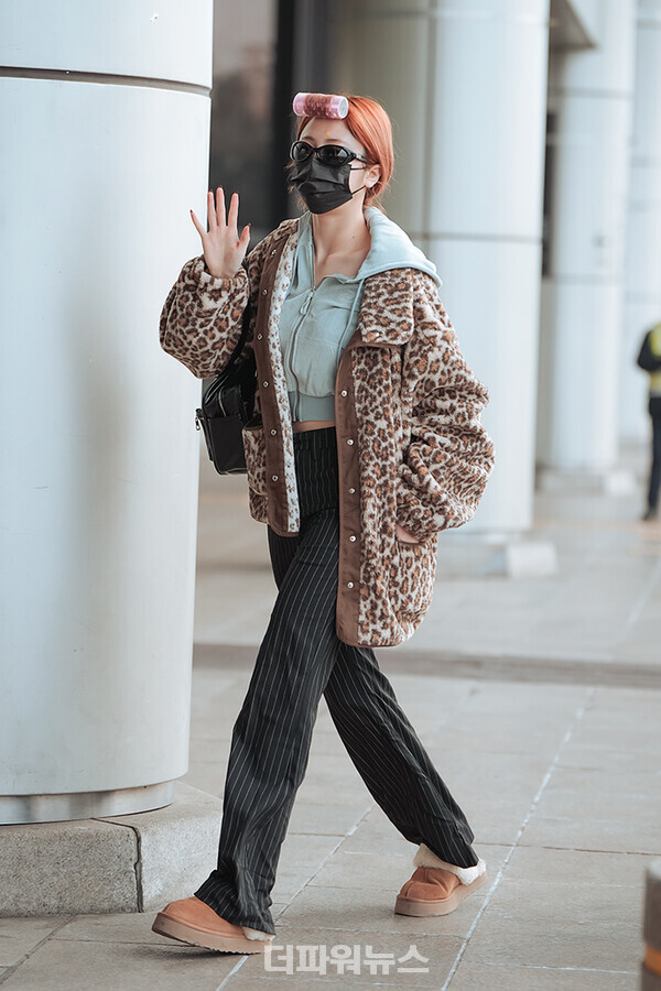 르세라핌허윤진,김포국제공항출국