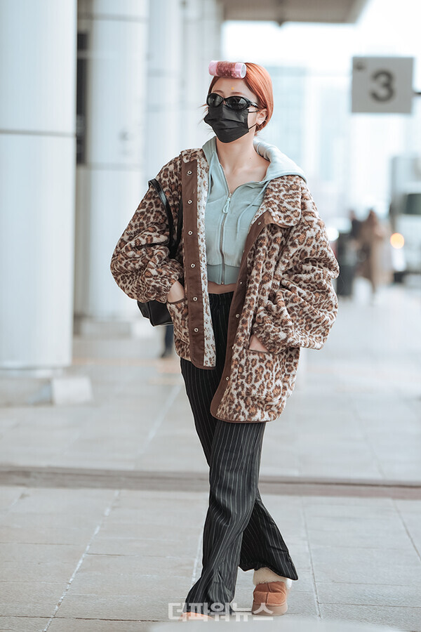 르세라핌허윤진,김포국제공항출국