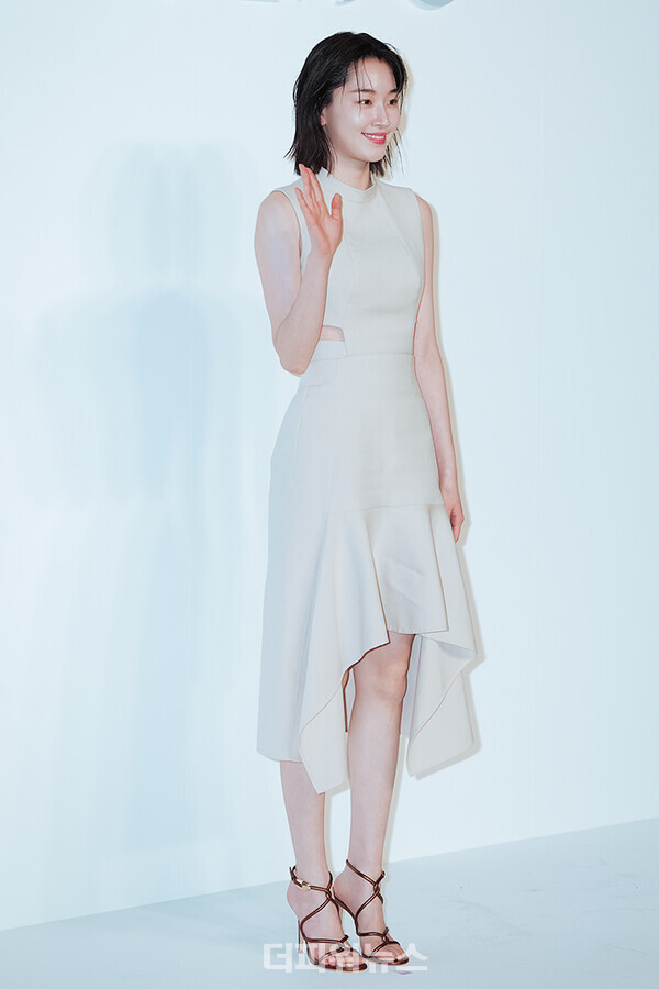 원지안,포토월행사