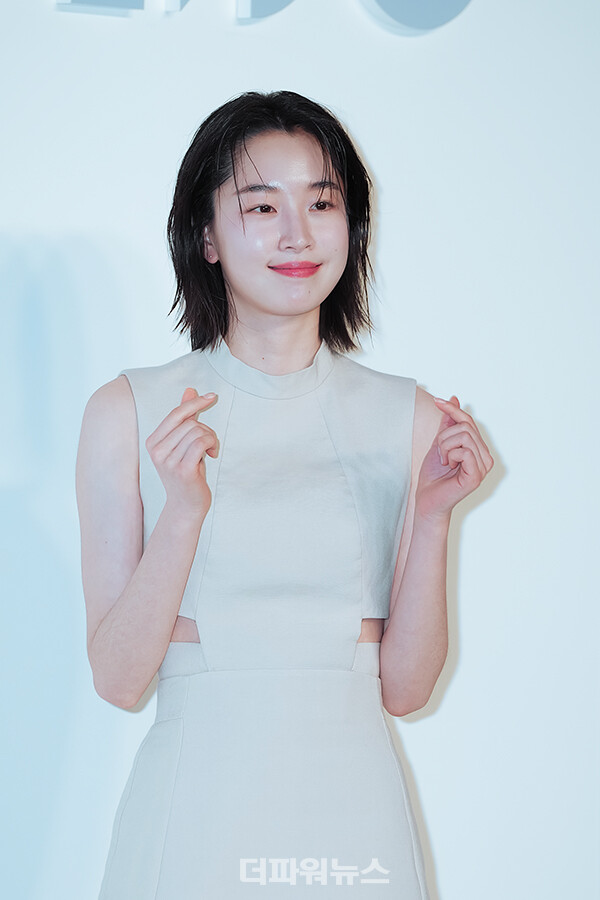 원지안,포토월행사