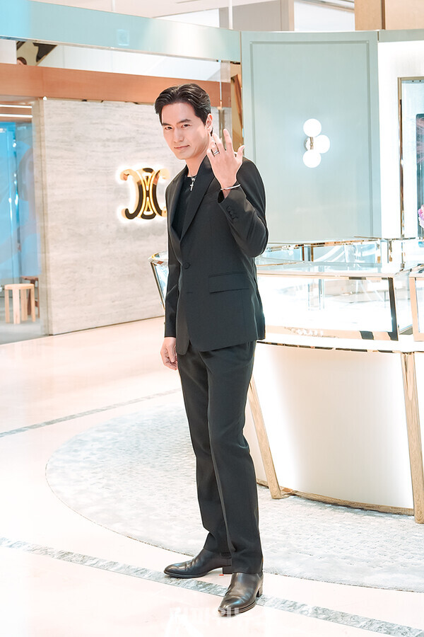 이진욱,포토월행사