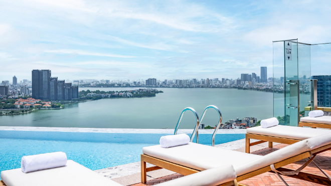 L7 웨스트 레이크 하노이 바이 롯데, 인피티니 풀.(사진= L7 웨스트 레이크 하노이 바이 롯데) _