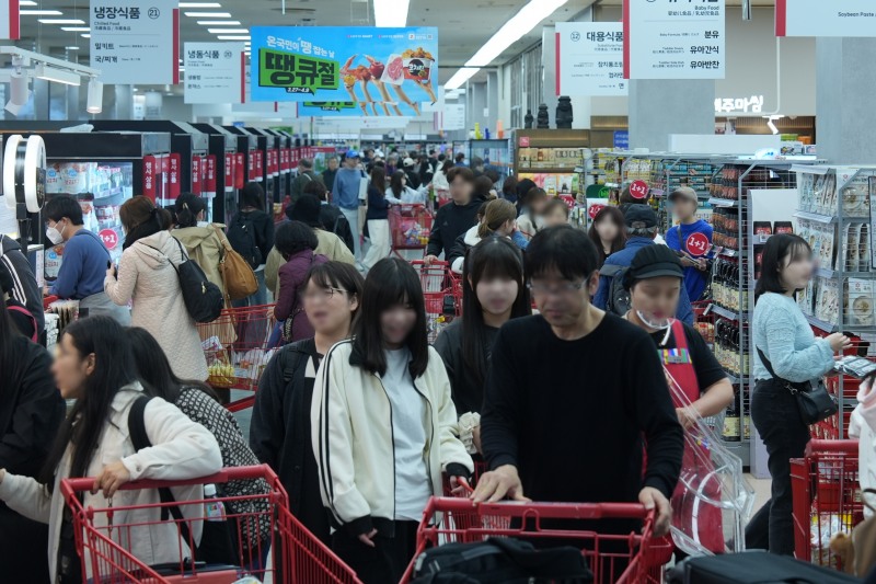 롯데마트 창립 기념 행사 '땡큐절' 진행