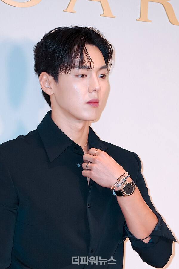 셔누,포토월행사