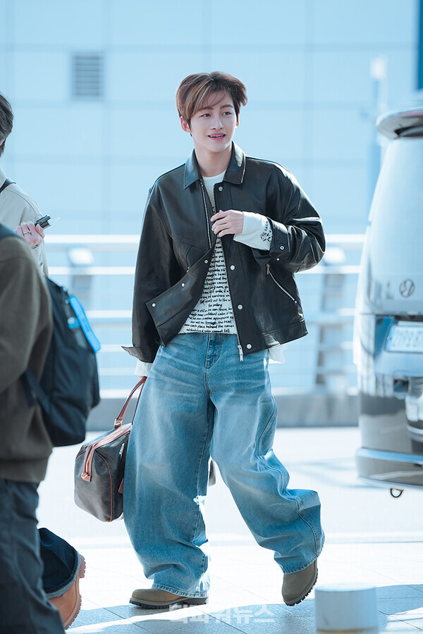 투어스지훈,인천국제공항출국