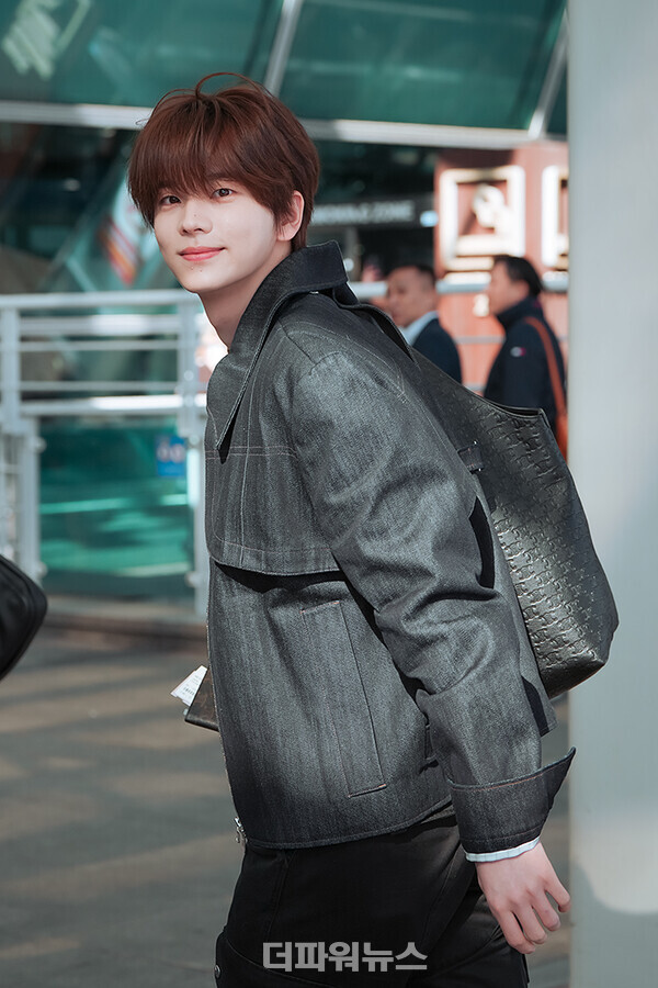 투어스신유,인천국제공항출국