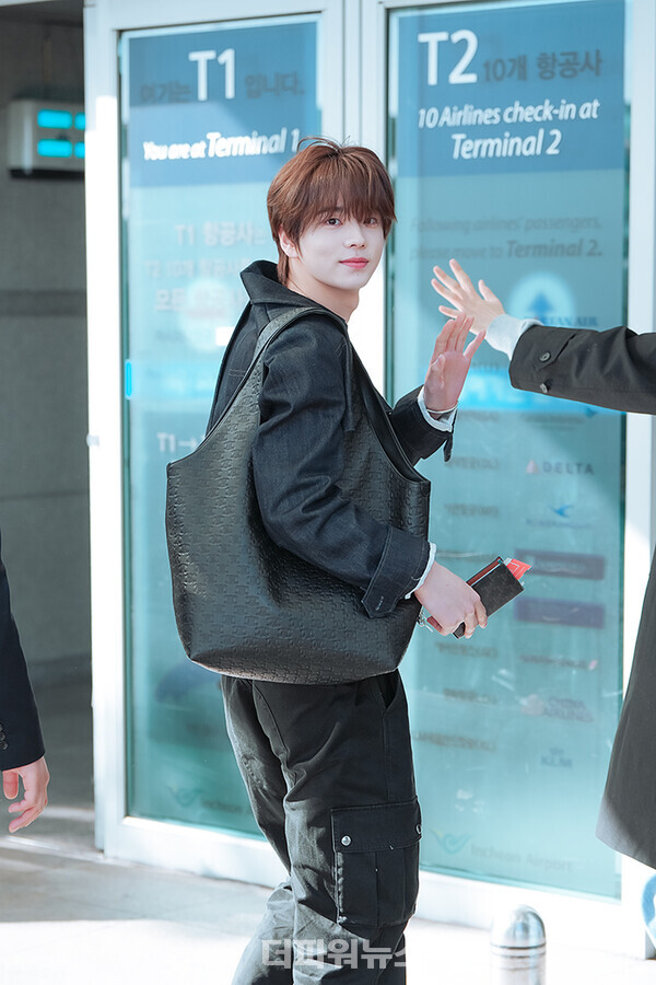 투어스신유,인천국제공항출국