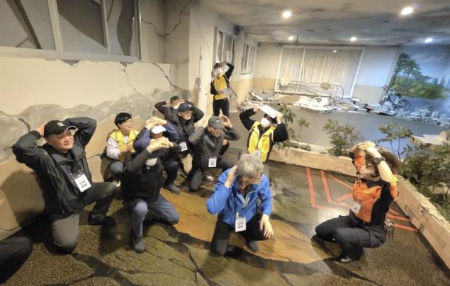 실내·실외 지진 및 붕괴 탈출 체험