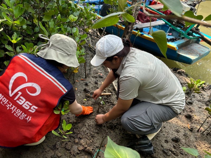 하나투어, 해외 봉사 여행 선보여