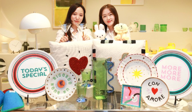 한섬, ‘누크 더캐시미어’ 정식 매장 오픈