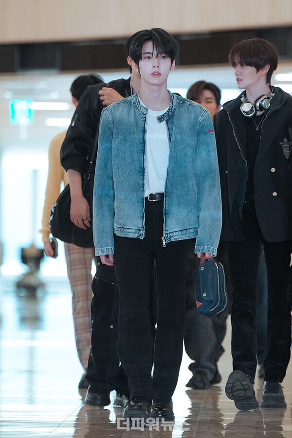 제로베이스원한유진,김포국제공항출국