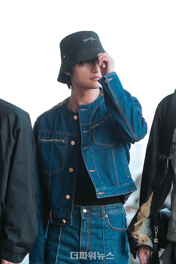 에이티즈성화,김포국제공항출국