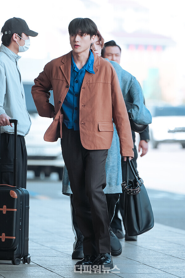 에이티즈우영,김포국제공항출국