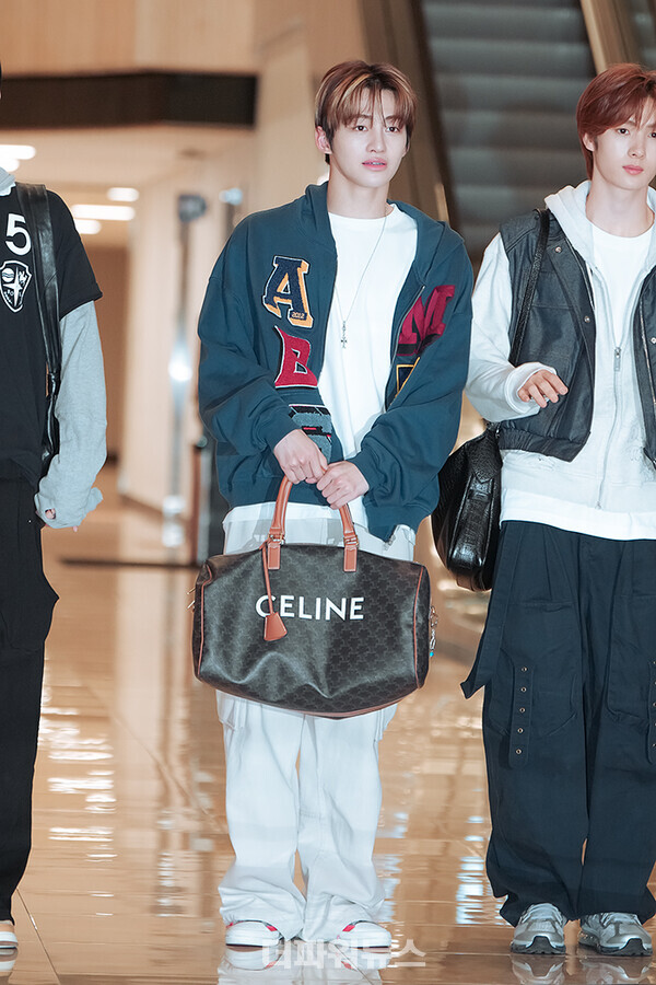 투어스지훈,김포국제공항출국