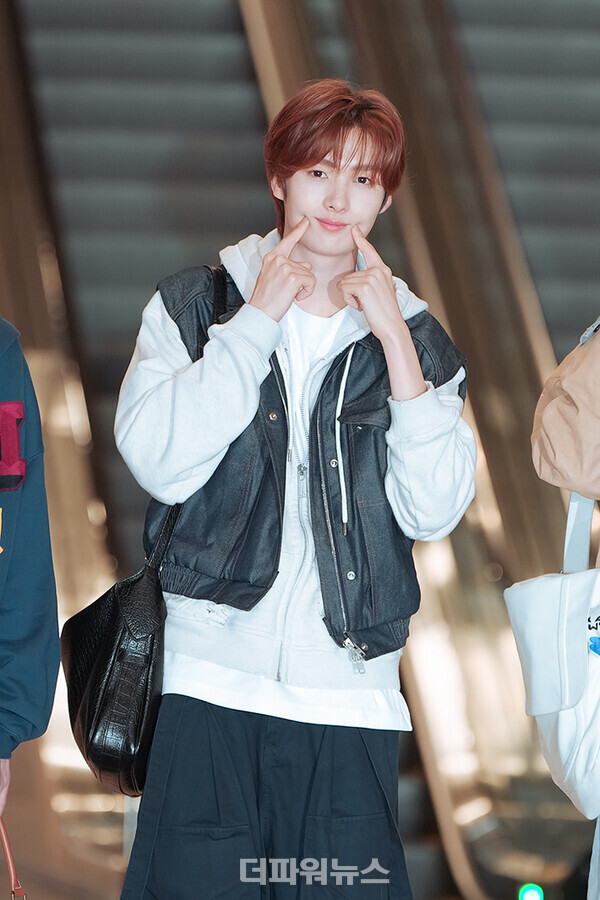 투어스영재,김포국제공항출국