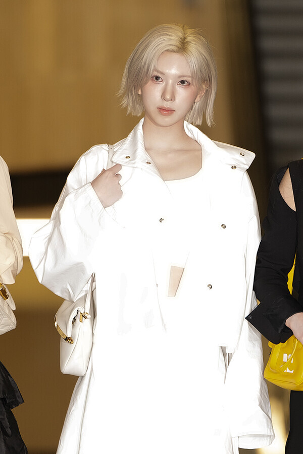 엔믹스배이,김포국제공항출국