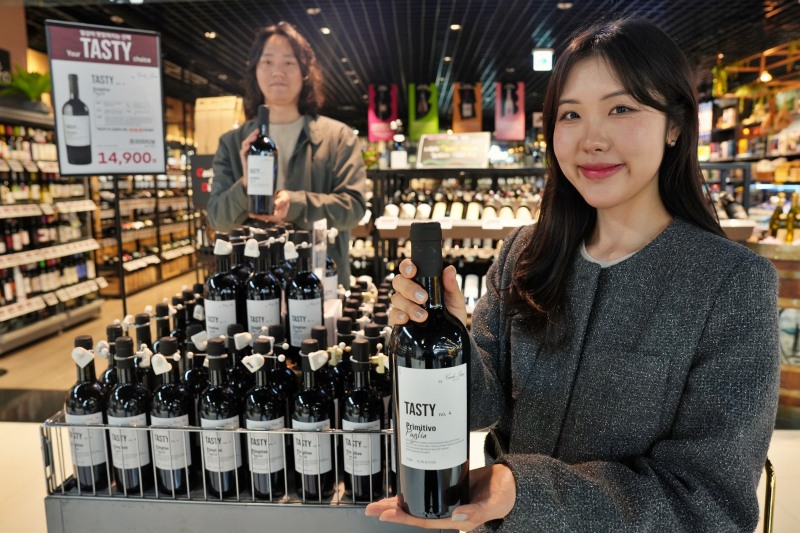 롯데마트와 슈퍼, ‘TASTY No.4 풀리아 프리미티보’ 선보여