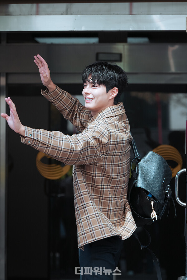 박보검,KBS‘박보검의칸타빌레’출근길